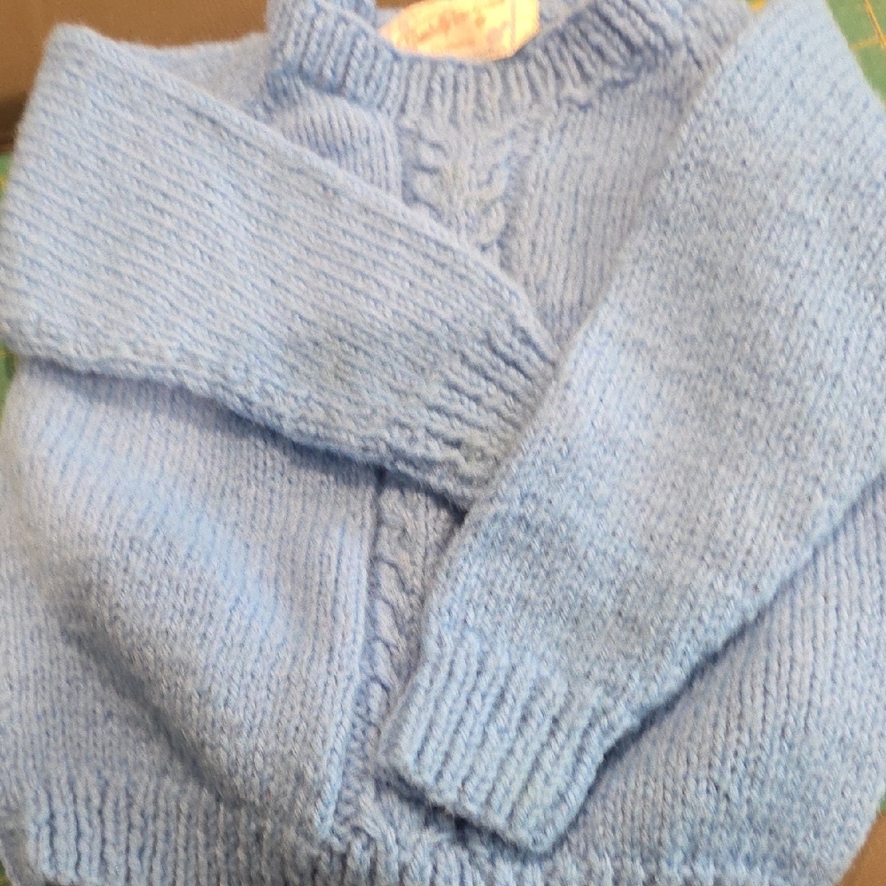 Vintage Light Blue Knit Sweater - Picture 3 of 3